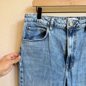 SPLIT HEM ZARA HIGH RISE JEANS (12)